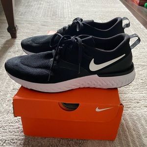 Nike Odyssey React 2 Flyknit Running shoes